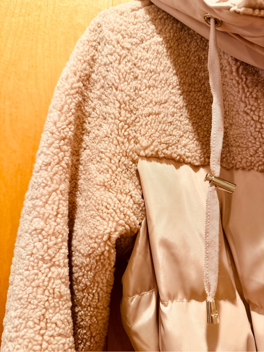 kate spade Women's Light Pink Sherpa & Puffer Hooded Coat Cinched Waist Medium - Picture 3 of 4